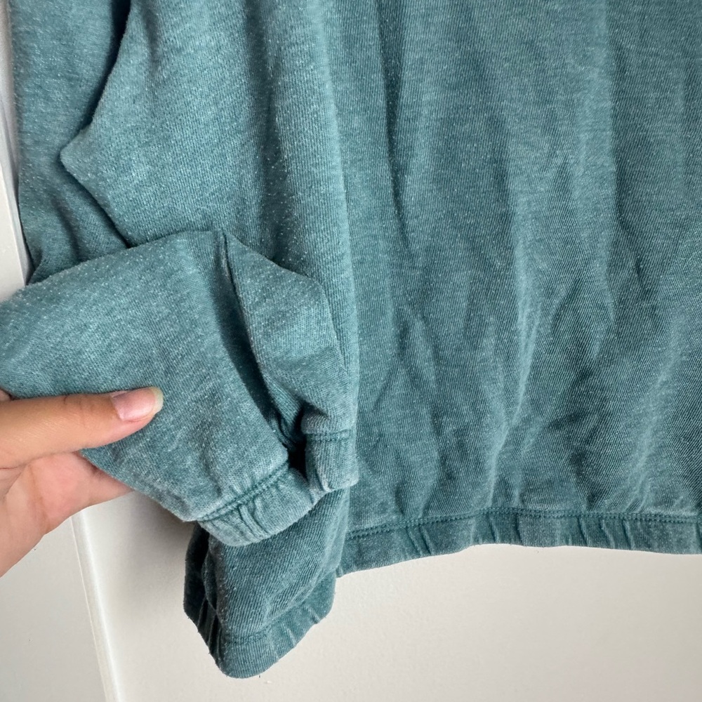 Champion V-Neck crewneck - Picture 2 of 4